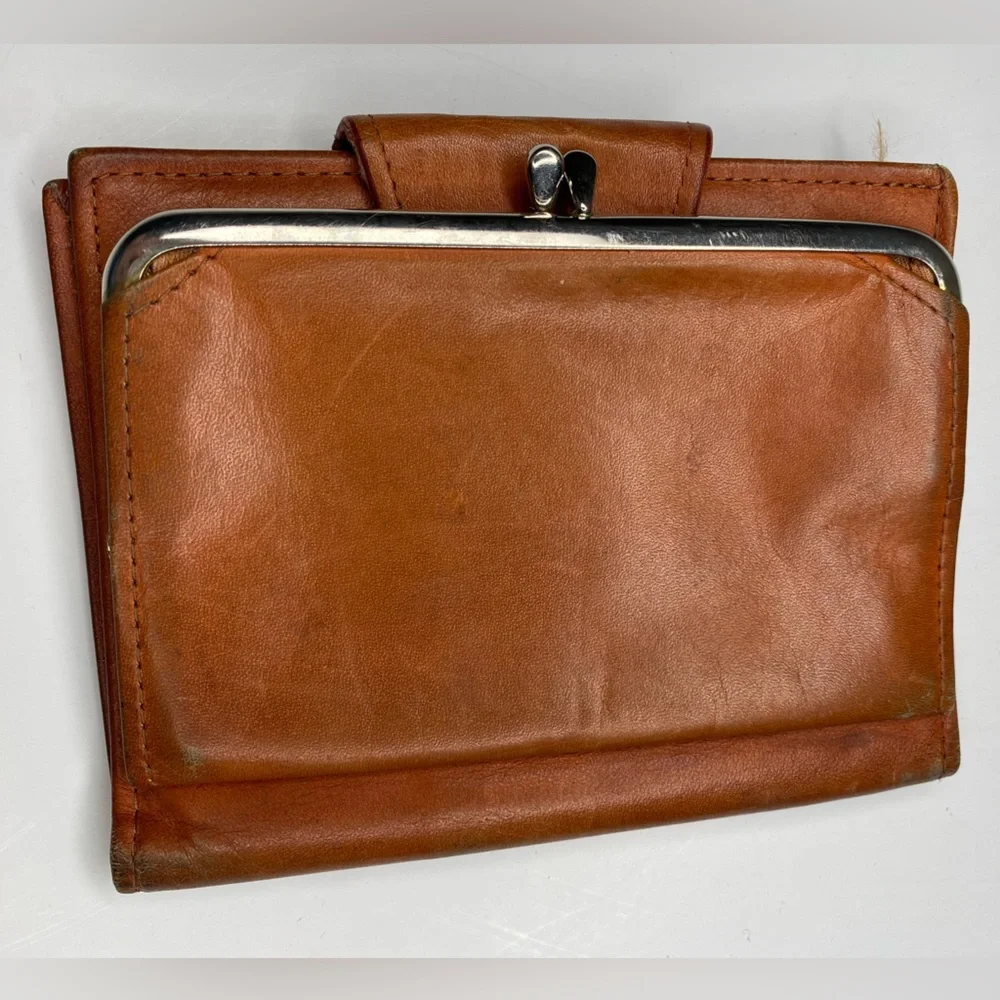 Vintage Rolfs Soft Brown Leather Embossed Tooled Wallet wKiss lock Coin Purse